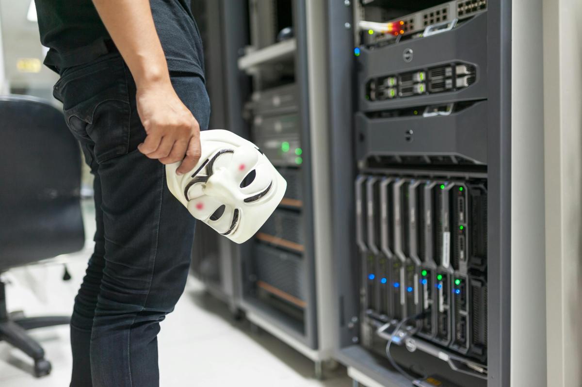 5 Real-World Cyber Threats Every Entry-Level Analyst Must Know How to Fight