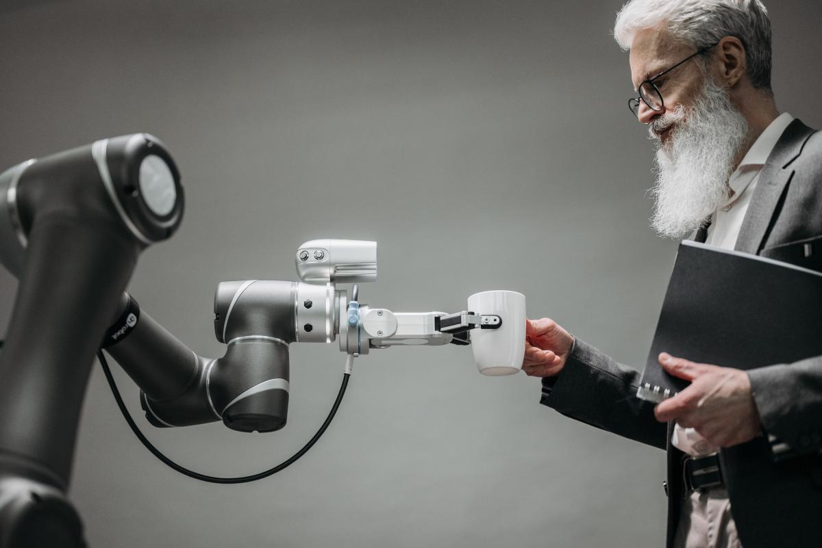 How Artificial Intelligence Is Revolutionizing Customer Service for Modern Businesses